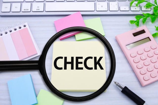 本記事は、少額輸入品を免税とするデミニミスルールの仕組みと見直しの背景を整理したうえで、TemuやSHEINの成長が制度に与えた影響、ならびに今後想定される消費税課税を中心とした制度変更の方向性について解説しております。あわせて、海外の先行事例や制度変更が消費者・事業者に及ぼす影響を踏まえ、今後の輸入ビジネスにおいて求められる対応策や商品戦略についてご紹介しております。